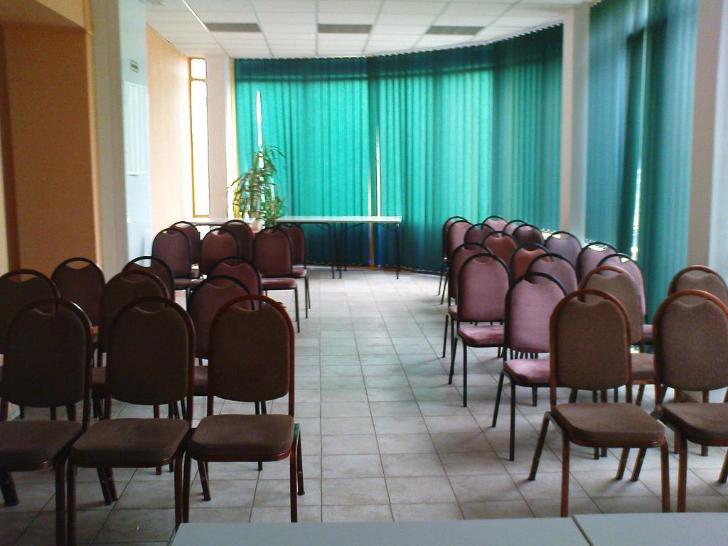 Hotel Płock Kültér fotó